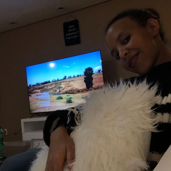 Meet your Posher, Wegahta - Picture 1 of 1